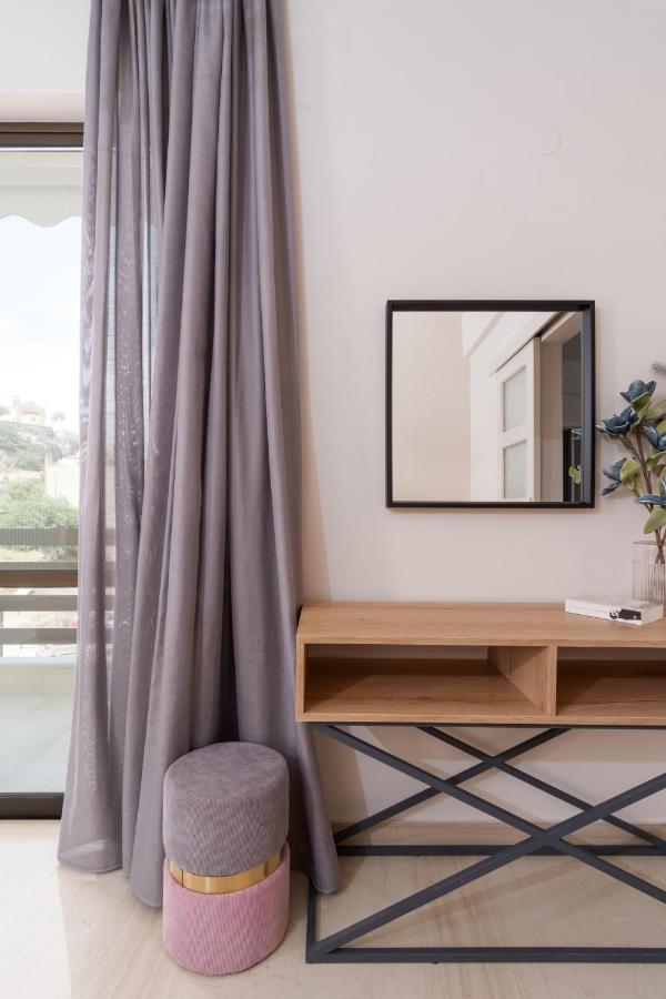 Nima1 4 Bedroom Apt Centraly Located In Rethimno Buitenkant foto